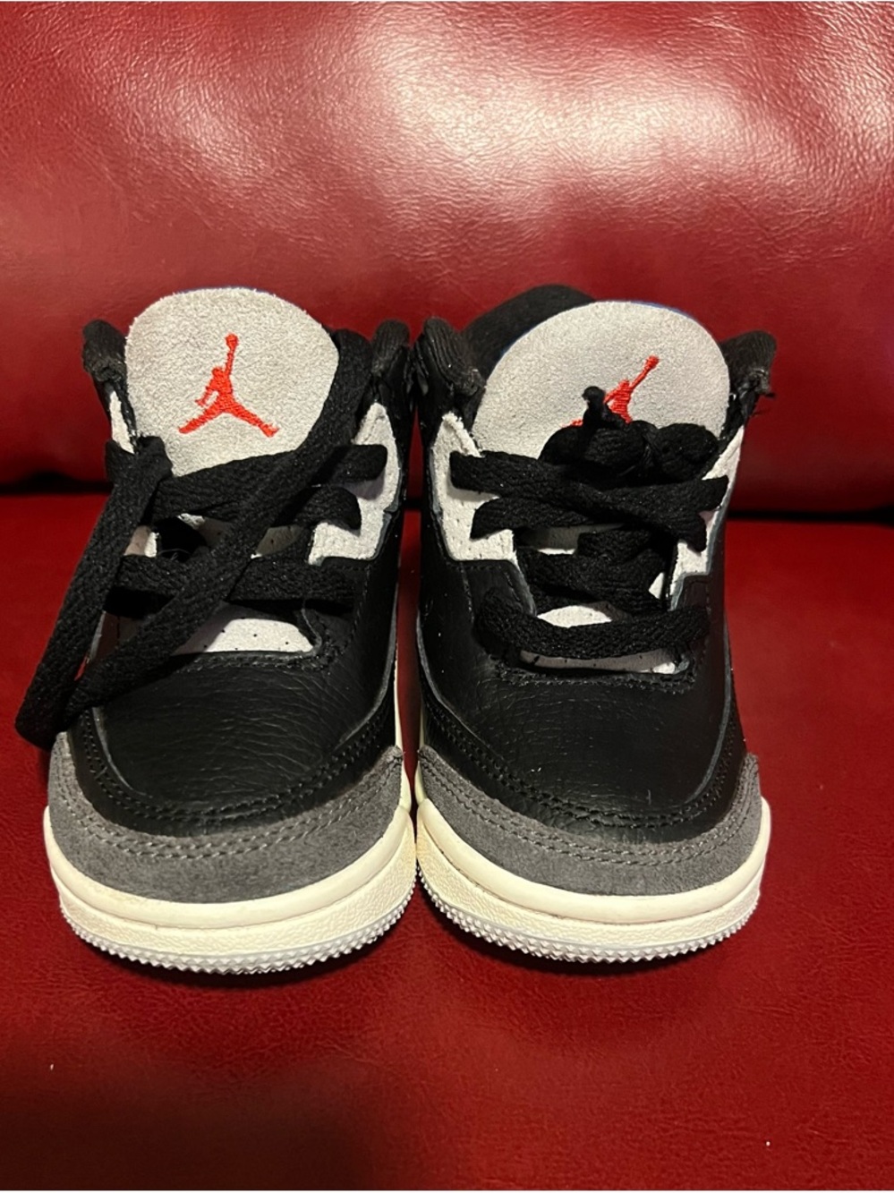 Jordan Retro 3 Sneakers size 7C - Picture 2 of 9